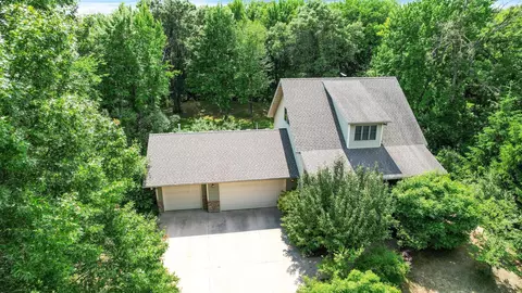 27464 Kettle River Blvd, Wyoming, MN 55092