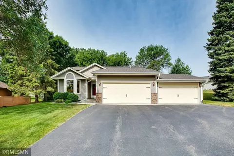 4715 Quantico Ln N, Plymouth, MN 55446