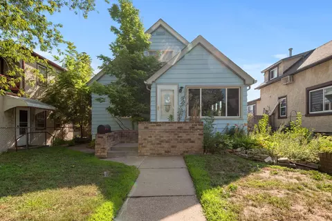 107 11th Ave S, South Saint Paul, MN 55075