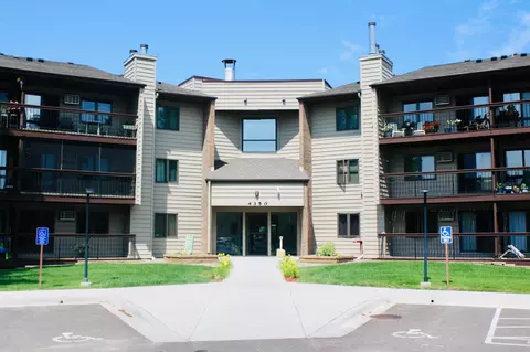 4350 Trenton Ln N #115, Plymouth, MN 55442