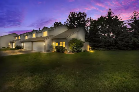7987 Forest Blvd #A, Woodbury, MN 55125