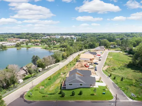 249 Mccarrons Pl W, Roseville, MN 55113