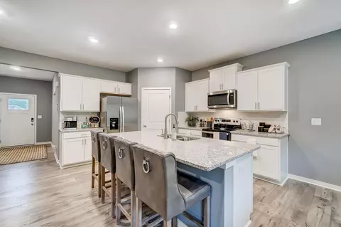 23145 Ashbury Dr, Rogers, MN 55374