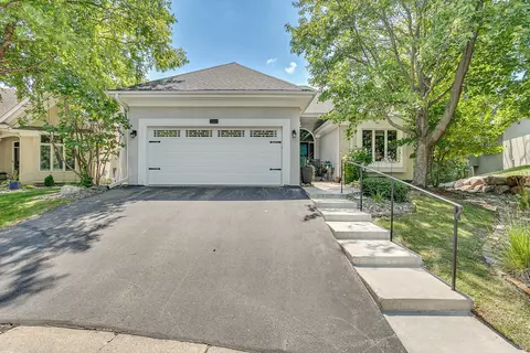 14514 Chateau Ct, Burnsville, MN 55306