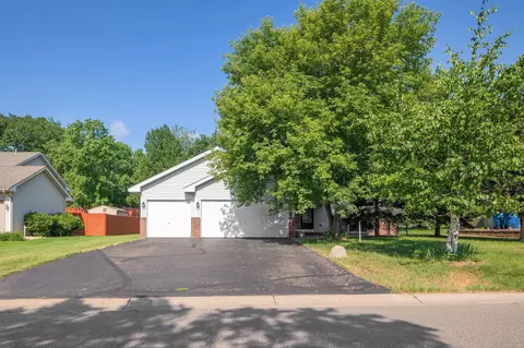 19460 Seymour St NW, Elk River, MN 55330