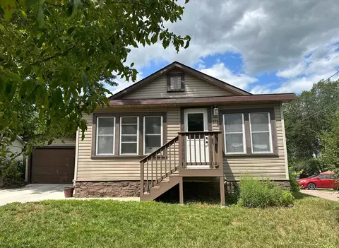 616 Sibley St, Mankato, MN 56001