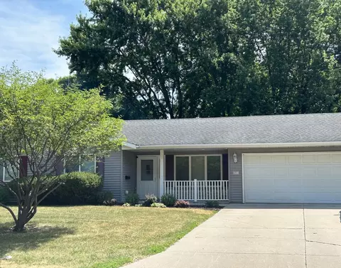 1608 4th St NE, Waseca, MN 56093