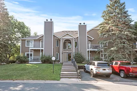 750 County Road F W #916 E, Shoreview, MN 55126