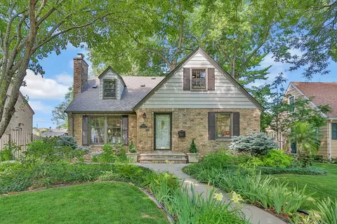 5850 Park Ave, Minneapolis, MN 55417