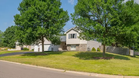 977 142nd Ave NW, Andover, MN 55304