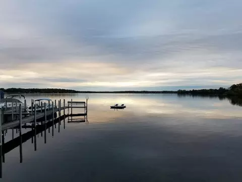 4379 Wilshire Blvd #205, Mound, MN 55364