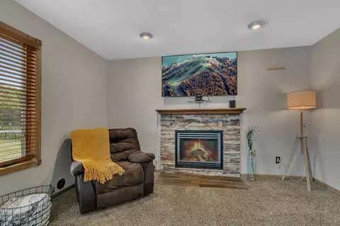 7209 Rolling View Dr, Saint Cloud, MN 56303 photo 14