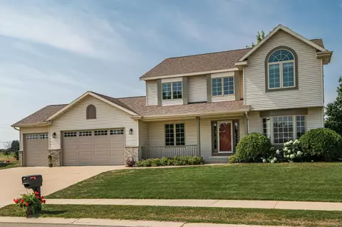 1110 Southern Hills Ln SW, Rochester, MN 55902