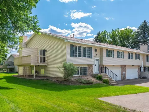 4618 12 Ridge Cliff Dr, Eagan, MN 55122