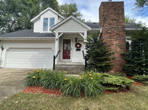 2255 3rd Ave NE, Owatonna, MN 55060