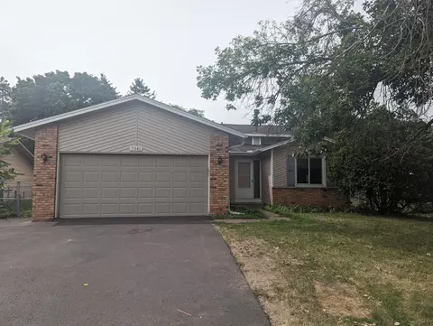 7341 74th Ave N, Brooklyn Park, MN 55428