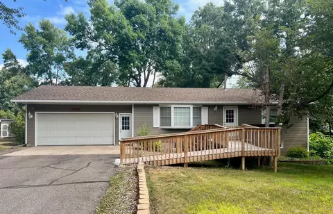 9624 Ironwood Dr, Saint Joseph, MN 56374