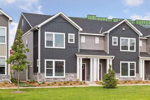 14508 Twin Lakes Cir, Burnsville, MN 55306