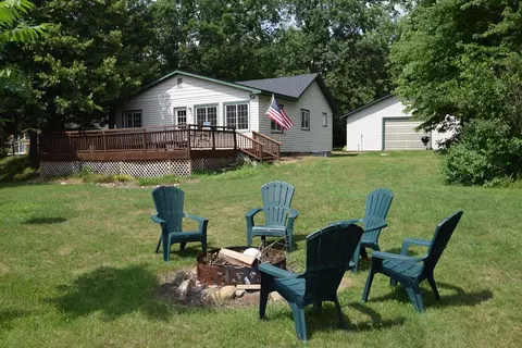 9805 N Mudhen Lake Rd, Siren, WI 54872