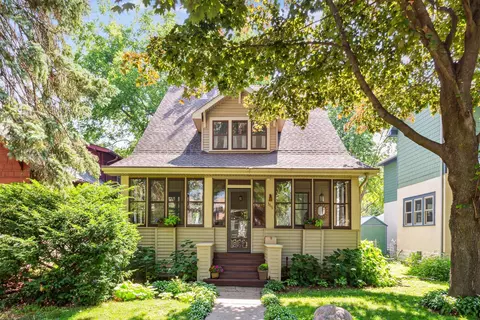 366 Macalester St, Saint Paul, MN 55105