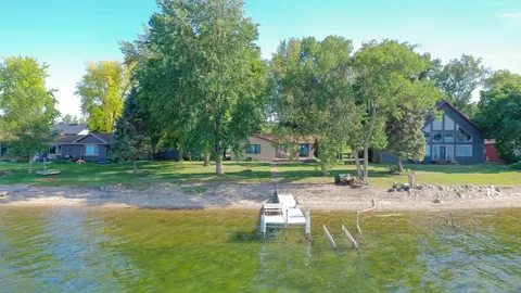 25640 Berens Point Dr, Starbuck, MN 56381