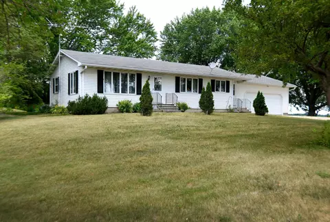 21145 150th St, New Richland, MN 56072