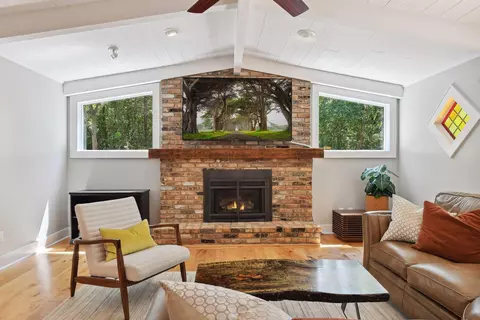 7100 Rolling Acres Rd, Excelsior, MN 55331 photo 6