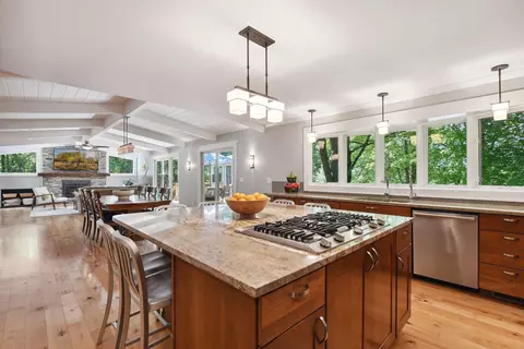 7100 Rolling Acres Rd, Excelsior, MN 55331 photo 10