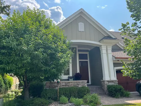 8799 Lake Riley Dr, Chanhassen, MN 55317