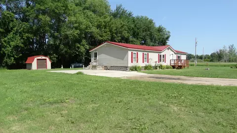 21165 Eagle Dr, Osakis, MN 56360 photo 2