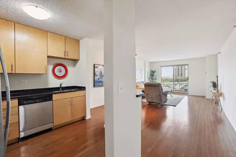 401 S 1st St #805, Minneapolis, MN 55401