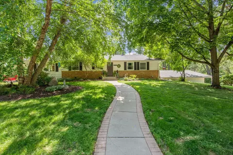 14208 Charing Cross, Eden Prairie, MN 55346