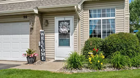 13225 Meadowood Trl NW #96, Coon Rapids, MN 55448