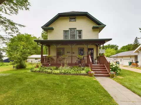 229 Drury Ave, Lowry, MN 56349