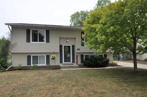 968 22nd St SE, Rochester, MN 55904