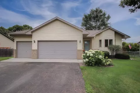 26619 10th St W, Zimmerman, MN 55398