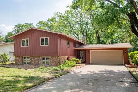 5401 82nd Ave N, Brooklyn Park, MN 55443