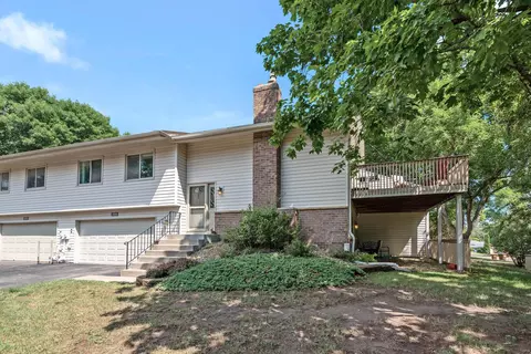 3588 York Dr, Woodbury, MN 55125