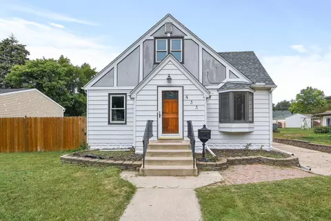 433 12th Ave N, South Saint Paul, MN 55075