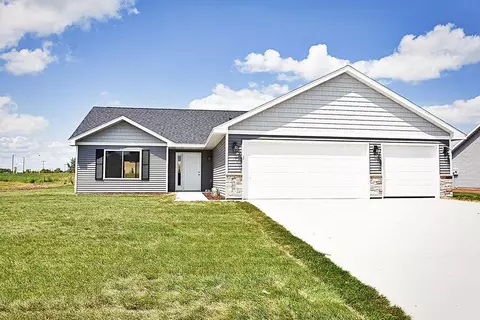 1116 10th Ave SE, Waseca, MN 56093