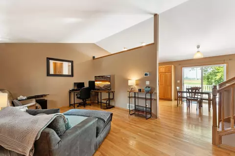 4334 Cooper Ave S, Saint Cloud, MN 56301 photo 2