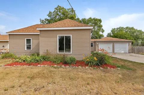 541 Hazel Ave E, Kimball, MN 55353