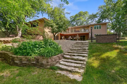 1309 W Broadway St, Monticello, MN 55362