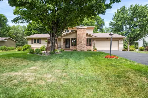 3508 Canterbury Dr, Bloomington, MN 55431