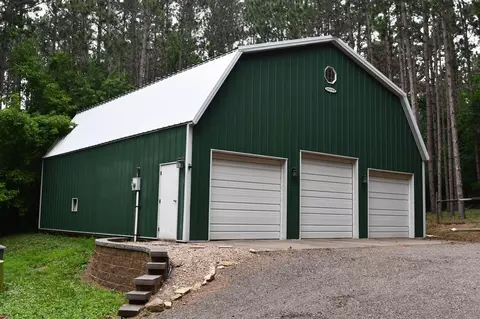 336 Plainview Dr, River Falls, WI 54022 photo 3