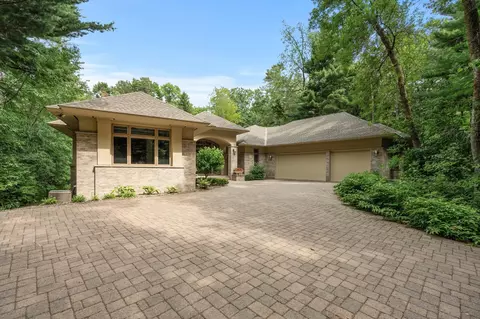 2315 Byrnes Rd, Minnetonka, MN 55305