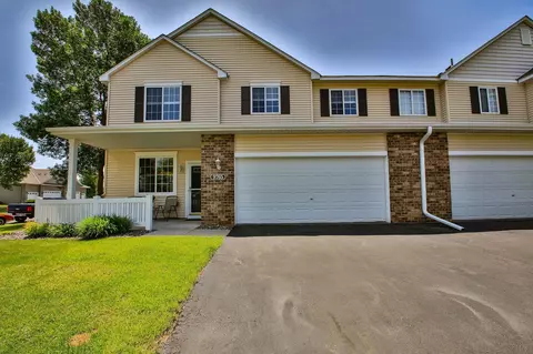 9765 Urbandale Ln N, Maple Grove, MN 55311