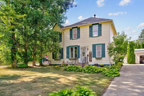 524 W Bridge St, Owatonna, MN 55060