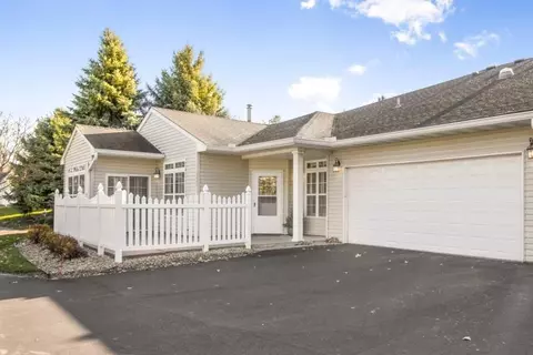 3043 Timberwood Trl, Eagan, MN 55121