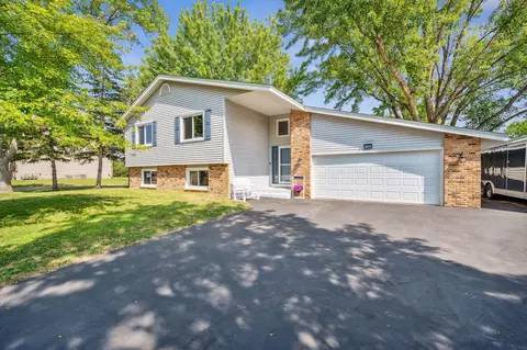 16935 Garcia Way W, Rosemount, MN 55068